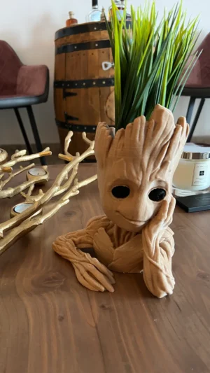 Το Γλαστράκι Groot σας επιτρέπει να έχετε τοποθετημένα τα αγαπημένα σας μικρά φυτά με στιλ.
