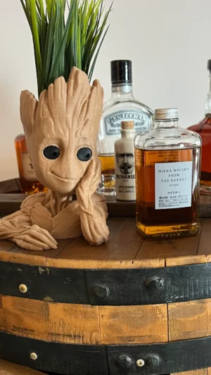 Το Γλαστράκι Groot σας επιτρέπει να έχετε τοποθετημένα τα αγαπημένα σας μικρά φυτά με στιλ.